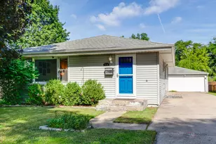 1113 Franklin Ave, Winthrop Harbor, IL 60096 - Photo 1