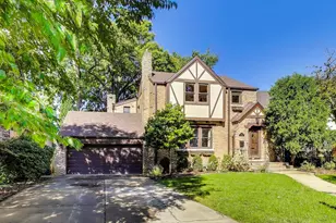 624 N Merrill St, Park Ridge, IL 60068 - Photo 1