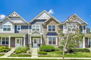 361 Hoffmann Dr, Buffalo Grove, IL 60089 - Photo 1