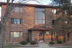 19501 Lake Shore Dr, Lynwood, IL 60411 - Photo 1