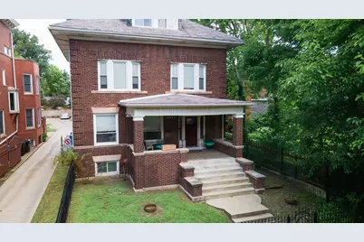 1036 E Hyde Park Boulevard, Chicago, IL 60615 - Photo 1