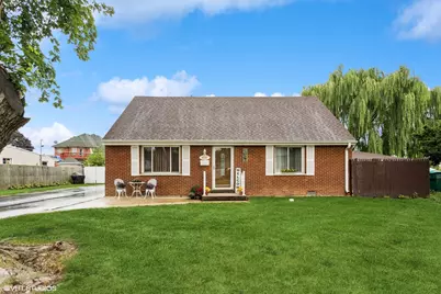 8132 Oak Park Avenue, Burbank, IL 60459 - Photo 1