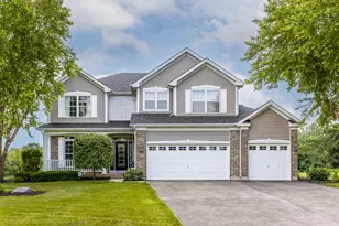 13205 W Hidden Springs Trail, Wadsworth, IL 60083 - Photo 1