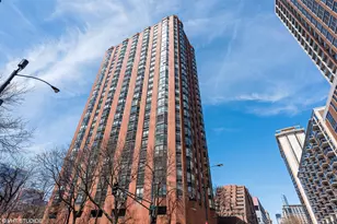 899 S Plymouth Ct, Chicago, IL 60605 - Photo 1