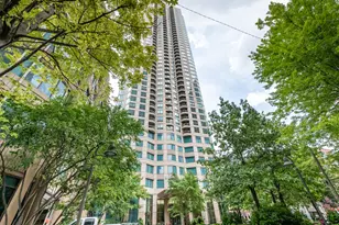 400 N La Salle Dr, Chicago, IL 60654 - Photo 1