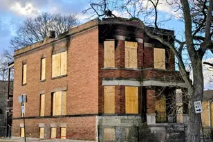 5658 S Hermitage Ave, Chicago, IL 60636 - Photo 1