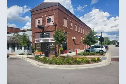 113 N Central Street, Gilman, IL 60938 - Photo 1