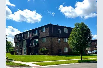 7101 W 166th Street #1c, Tinley Park, IL 60477 - Photo 1