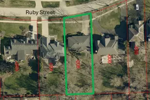 363 Ruby St, Clarendon Hills, IL 60514 - Photo 1