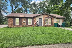 627 Francis St, Joliet, IL 60432 - Photo 1