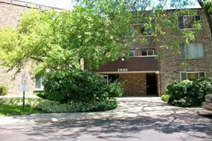 2600 Brookwood Way Dr, Rolling Meadows, IL 60008 - Photo 1