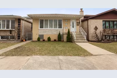 4567 N Merrimac Avenue, Chicago, IL 60630 - Photo 1