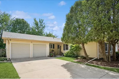 921 Bernard Drive, Buffalo Grove, IL 60089 - Photo 1