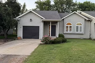 311 W Franklin St, Princeton, IL 61356 - Photo 1