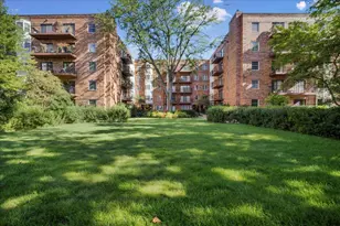 1501 Oak Ave, Evanston, IL 60201 - Photo 1