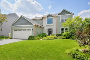 138 Westridge Blvd, Bartlett, IL 60103 - Photo 1