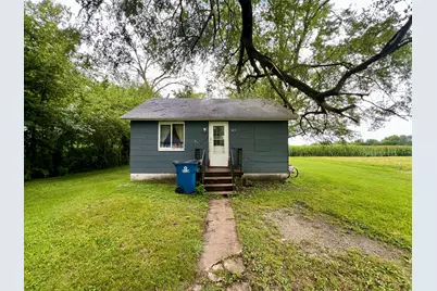 370 N 1st Street, Sheldon, IL 60966 - Photo 1