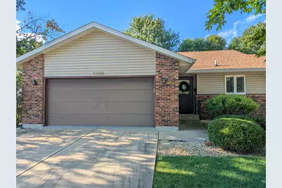 1820 Sierra Court #2, Freeport, IL 61032 - Photo 1