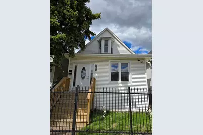 1122 N Mason Avenue, Chicago, IL 60651 - Photo 1
