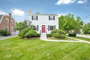 420 N Wille St, Mount Prospect, IL 60056 - Photo 1