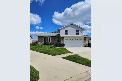 155 Hastings Mill Road, Streamwood, IL 60107 - Photo 1