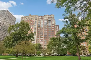 2440 N Lakeview Ave, Chicago, IL 60614 - Photo 1