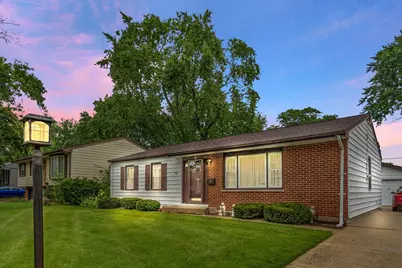 47 Willow Trail, Wheeling, IL 60090 - Photo 1