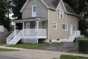 711 Franklin St, Waukegan, IL 60085 - Photo 1