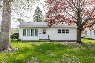 413 Water St, Thornton, IL 60476 - Photo 1