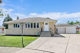 8121 W Maple Ave, Norridge, IL 60706 - Photo 1