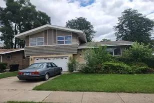 15415 Woodlawn E Ave, South Holland, IL 60473 - Photo 1