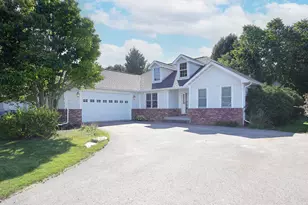 413 Maple Ln, Williams Bay, WI 53191 - Photo 1