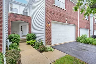 147 Fulbright Ln, Schaumburg, IL 60194 - Photo 1