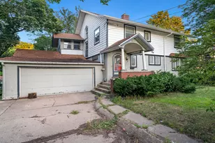 917 Haskell Ave, Rockford, IL 61103 - Photo 1