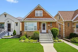 3909 N Oriole Ave, Chicago, IL 60634 - Photo 1