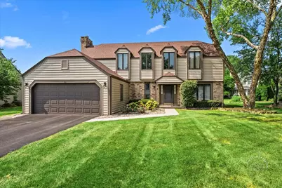 21 Southgate Course, Saint Charles, IL 60174 - Photo 1