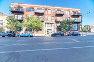 2161 N California Ave, Chicago, IL 60647 - Photo 1