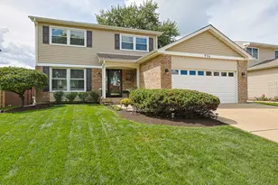 936 Debra Ln, Elk Grove Village, IL 60007 - Photo 1