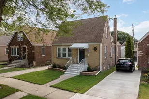 10950 S Ave M, Chicago, IL 60617 - Photo 1