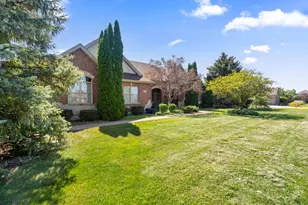 8421 W Blackthorne Way, Frankfort, IL 60423 - Photo 1