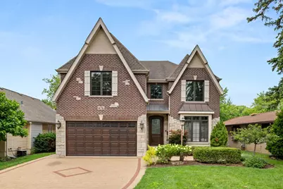 676 S Swain Avenue, Elmhurst, IL 60126 - Photo 1