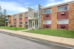 1313 S Rebecca Rd, Lombard, IL 60148 - Photo 1