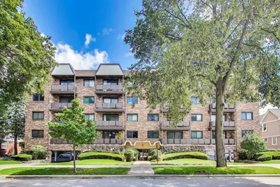 121 S Vail Avenue #401, Arlington Heights, IL 60005 - Photo 1