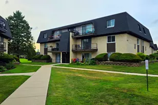 11123 S 84th Ave, Palos Hills, IL 60465 - Photo 1