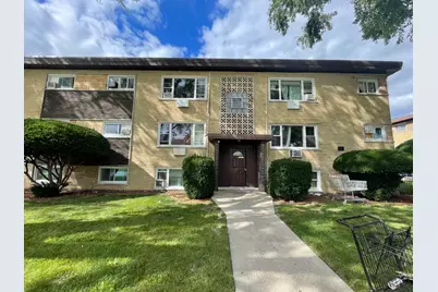 126 W Elizabeth Drive, Addison, IL 60101 - Photo 1