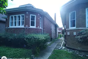 8232 S Aberdeen St, Chicago, IL 60620 - Photo 1