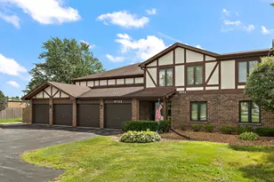 9722 W Creek Rd, Palos Park, IL 60464 - Photo 1