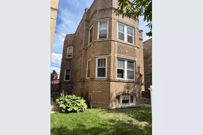 6141 N Campbell Avenue, Chicago, IL 60659 - Photo 1