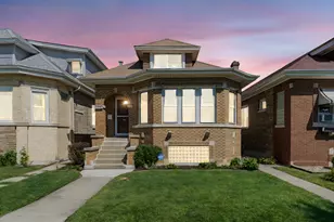 5250 W Nelson St, Chicago, IL 60641 - Photo 1