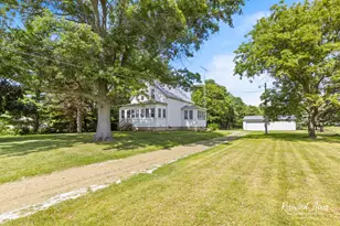 7861 E 2250S Rd, Saint Anne, IL 60964 - Photo 1